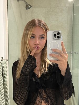 jyrxse Nude Leaked Photo #7