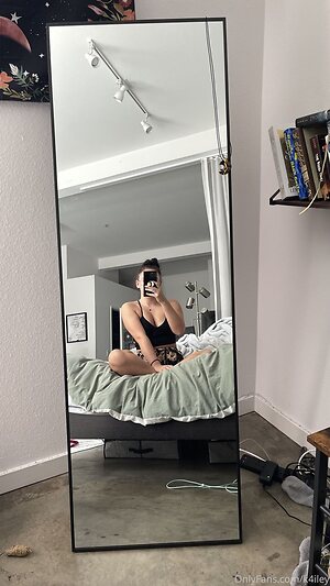 k4iley Nude Leaked Photo #4