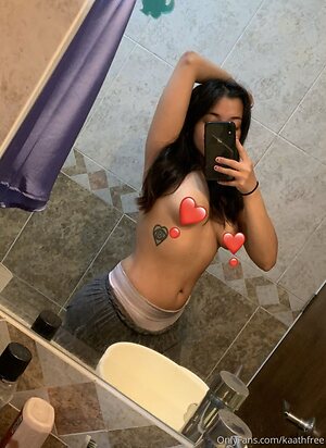 kaathfree Nude Leaked Photo #7