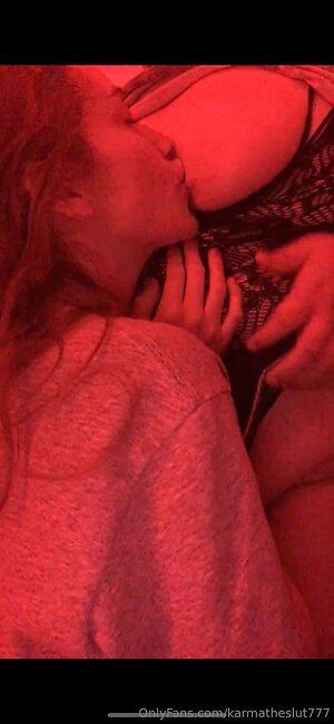 karmatheslut777 Nude Leaked Photo #13