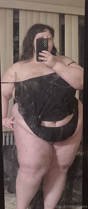 kassievera Nude Leaked Photo #12