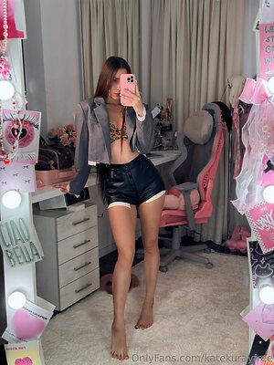 katekurayfree Nude Leaked Photo #12