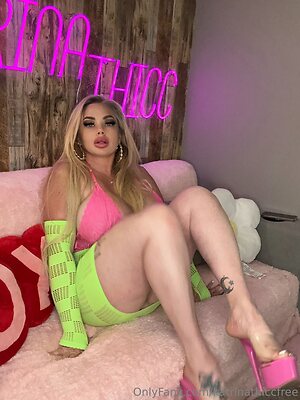 katrinathiccfree Nude Leaked Photo #10