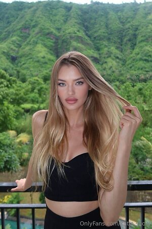 katyaevill Nude Leaked Photo #34