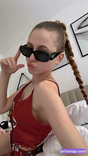 katyasun Nude Leaked Photo #38