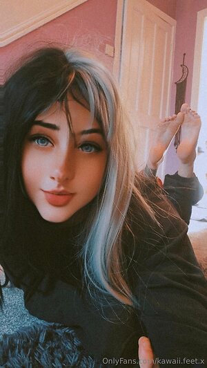 kawaii feet x Nude Leaked Photo #5