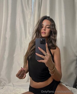 kaylinxrae Nude Leaked Photo #14