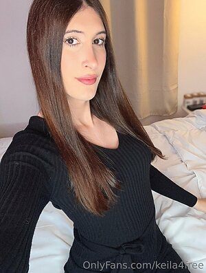 keila4free Nude Leaked Photo #15