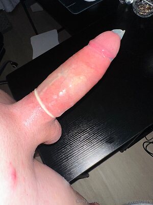 kellywashere Nude Leaked Photo #11