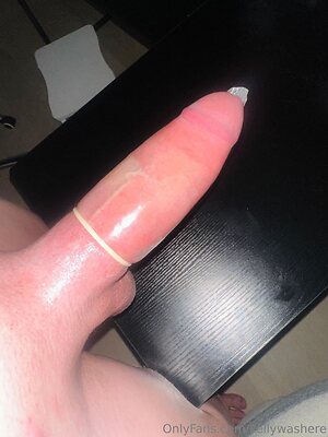 kellywashere Nude Leaked Photo #12