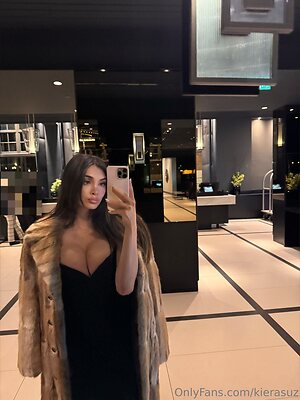 kierasuz Nude Leaked Photo #12