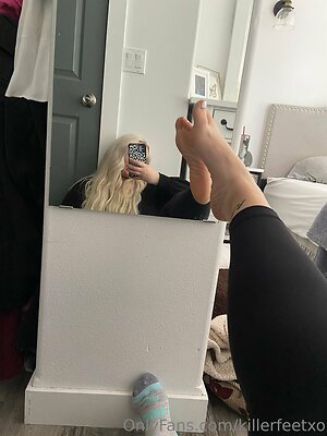 killerfeetxo Nude Leaked Photo #5