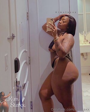 kimstaxx Nude Leaked Photo #27
