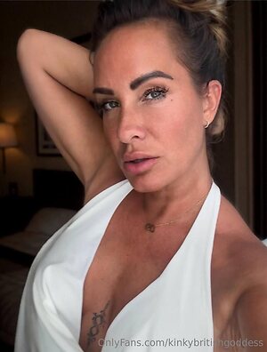 kinkybritishgoddess Nude Leaked Photo #10