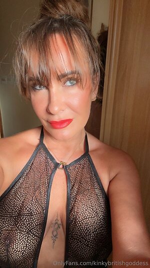 kinkybritishgoddess Nude Leaked Photo #32
