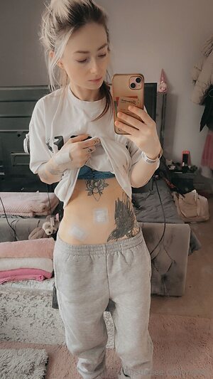 kirstiee96 Nude Leaked Photo #4