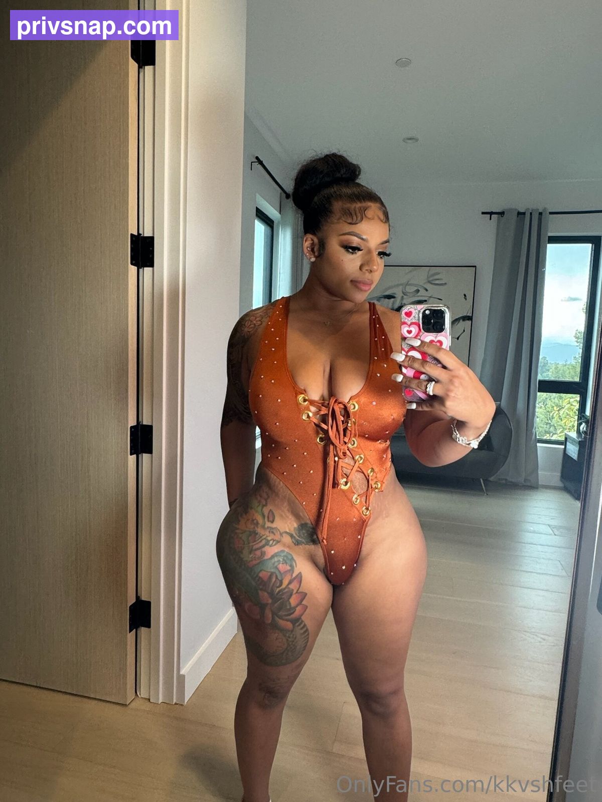 kkvshfeet (KKVS) Nude Leaked Photo #2