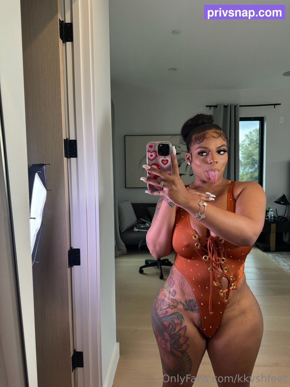kkvshfeet (KKVS) Nude Leaked Photo #11
