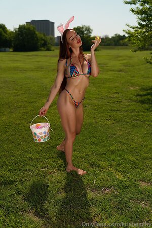 krispeachy Nude Leaked Photo #15