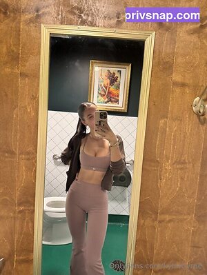 kybabyrae Nude Leaked Photo #22