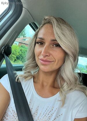 kykyfree Nude Leaked Photo #13
