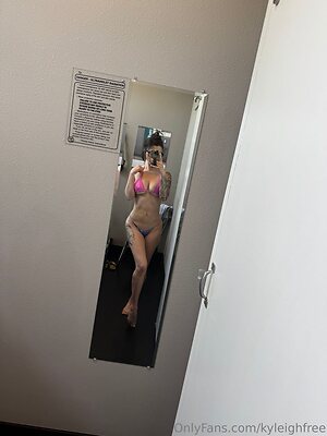 kyleighfree Nude Leaked Photo #9