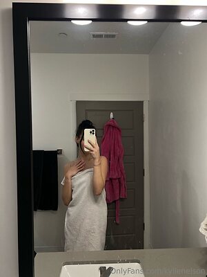 kylienelson Nude Leaked Photo #2