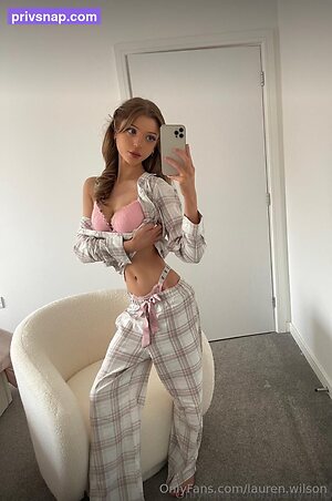 lauren wilson Nude Leaked Photo #35