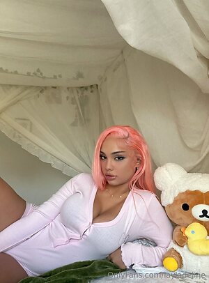layladeline Nude Leaked Photo #9