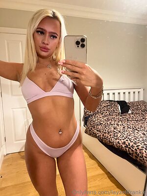 layzellfrankie Nude Leaked Photo #3