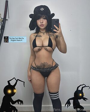 leighbunbun Nude Leaked Photo #14