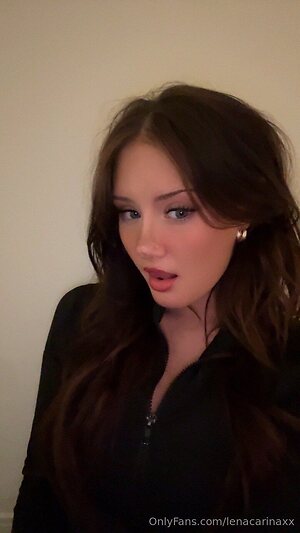 lenacarinaxx Nude Leaked Photo #15