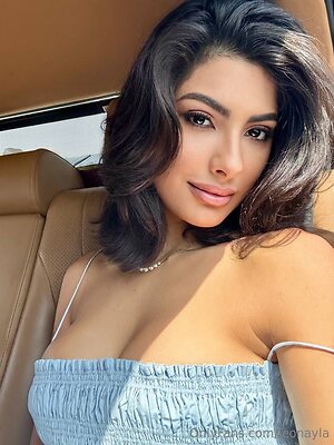 leonayla Nude Leaked Photo #31