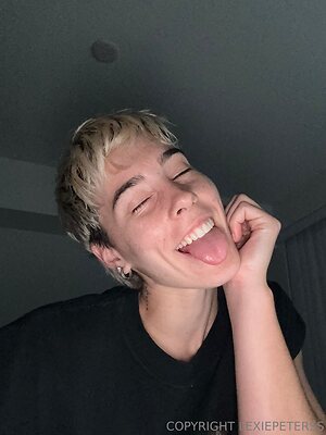 lexiepeterss Nude Leaked Photo #13