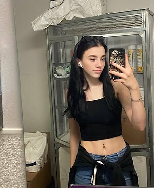 lexiirivers Nude Leaked Photo #5