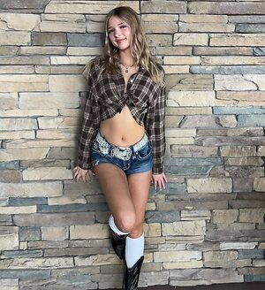 lexiirivers Nude Leaked Photo #36