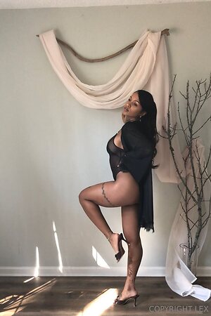 lexonthemoonn Nude Leaked Photo #4
