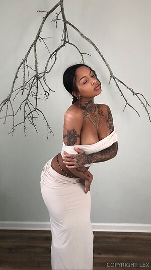 lexonthemoonn Nude Leaked Photo #15