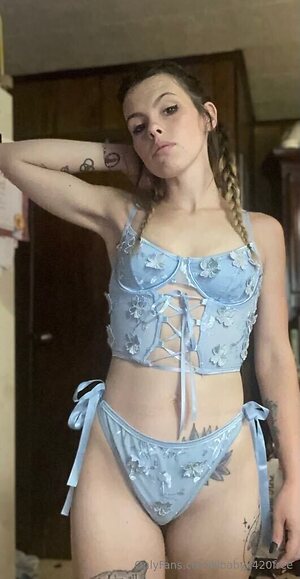 lilbabyx420free Nude Leaked Photo #8