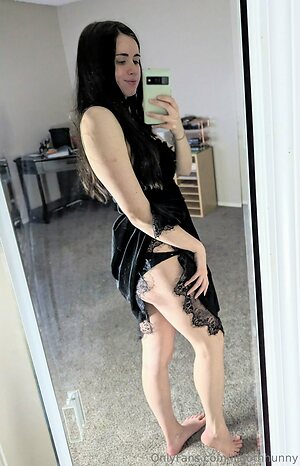 lilgothhunny