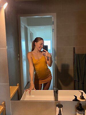 lilijasmijn Nude Leaked Photo #4