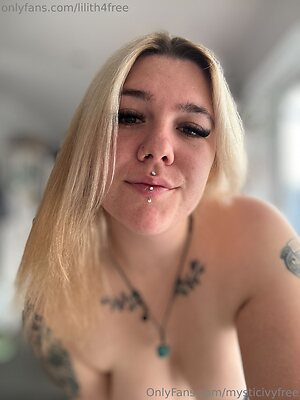 lilith4free Nude Leaked Photo #9