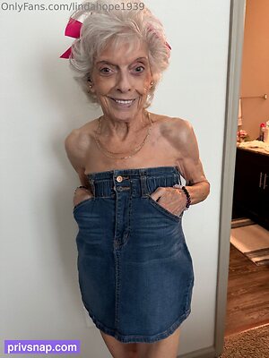 lindahope1939 Nude Leaked Photo #28