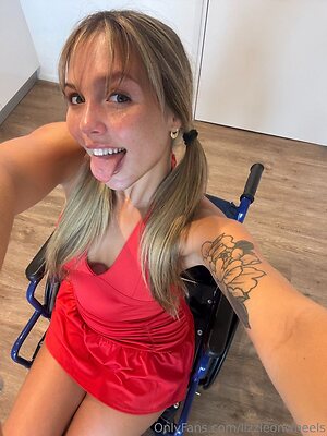 lizzieonwheels Nude Leaked Photo #5