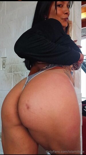 lolamillere Nude Leaked Photo #10