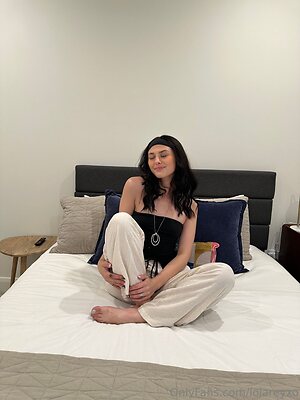 lolareyxo Nude Leaked Photo #30