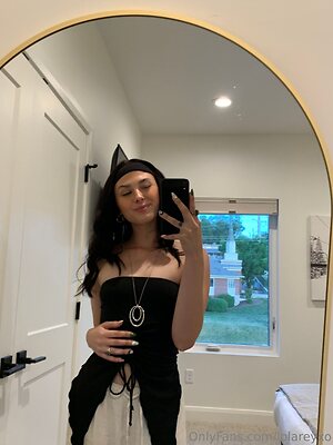 lolareyxo Nude Leaked Photo #36