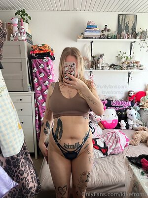 lovefromc Nude Leaked Photo #24
