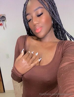 lovezahara Nude Leaked Photo #11