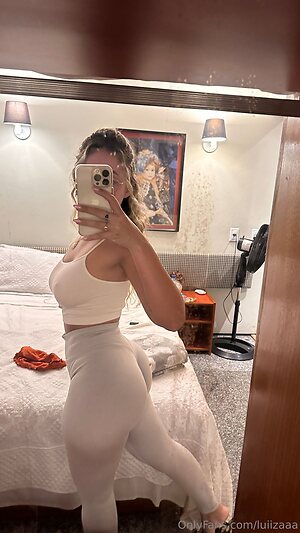 luiizaaa Nude Leaked Photo #22
